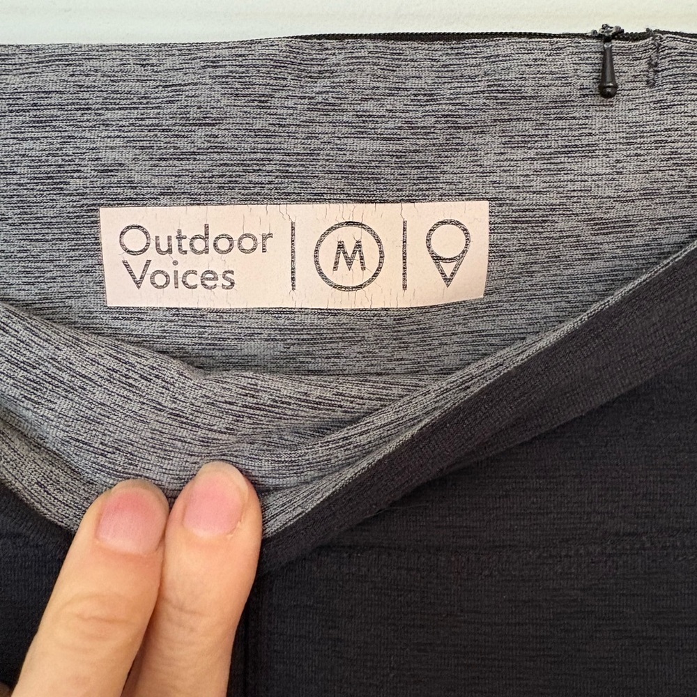 Outdoor Voices Heather Gray and Navy Apparel - Picture 5 of 6